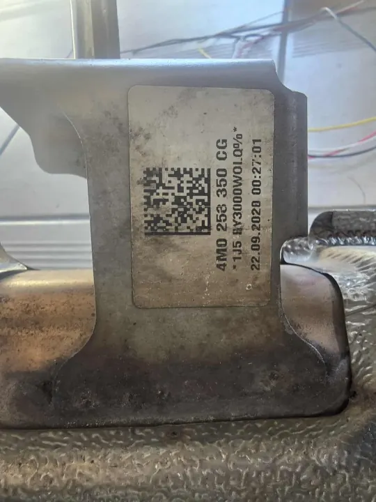 Pakoputki OEM 4M0253350 VW Audi Q7 SQ7 Q8 Touareg image 3