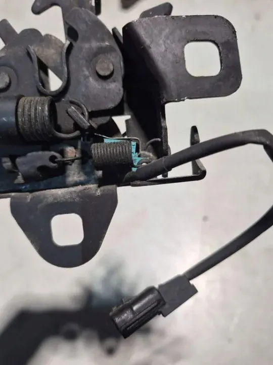 Renault Talisman Motorkapslot OEM 656016694R image 5