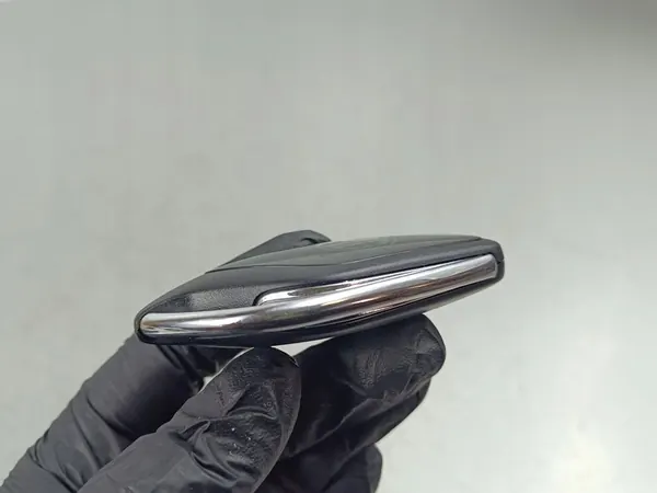 Clé ou carte MG HS 2025 FOB45674 image 2