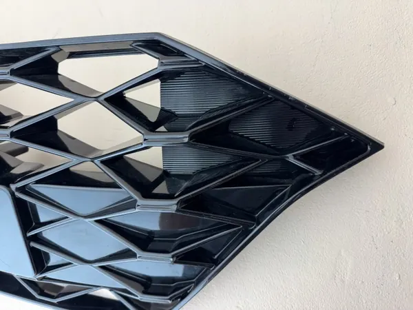 Hyundai I20 Voor Grille OEM 86351-Q0200 - Gebruikt image 6