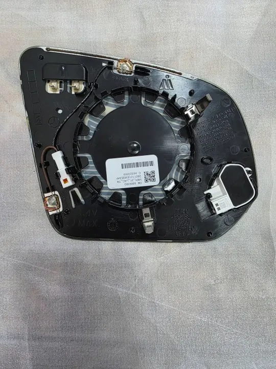 Insert espejo puerta delantera izquierda OEM 6004303 image 4