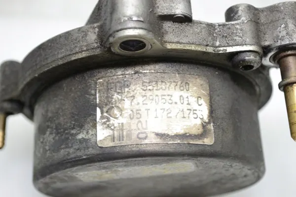 Imupumppu VECTRA C SIGNUM 1.9 CDTI 120 Z19DT image 3