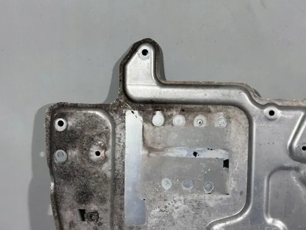 Etujarrupalat OEM 97034111151 Porsche Panamera image 5