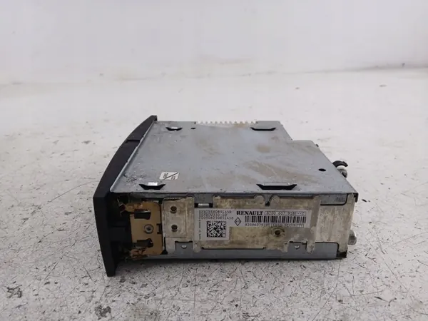 Radio OEM 8200607918-c pour Renault Megane II Break image 6