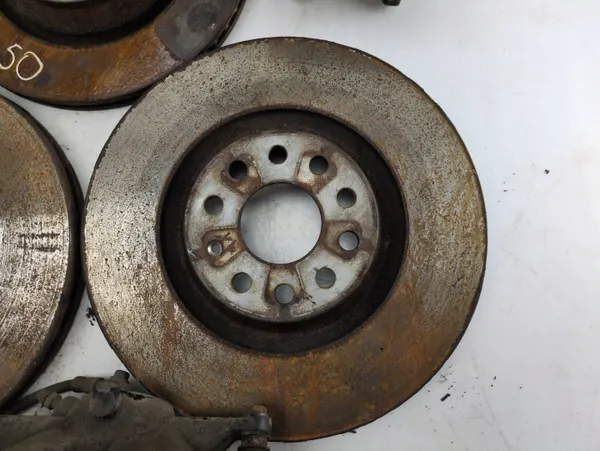 Juego discos y pinzas freno Audi A3 8Y 2021 OEM 660CTRLMO14AZ image 4