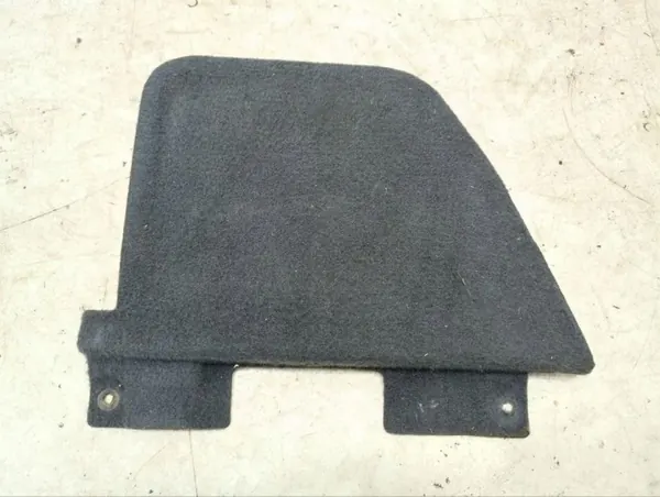 Maserati LEVANTE 2017 höger bagageutrymmesfoder OEM 081574806 image 2