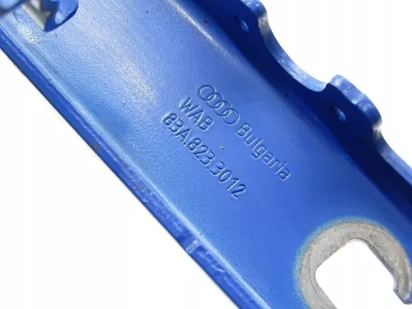 Audi Q3 83A Sportback rechte Motorhaubenscharnier OEM 83a8233012 image 5