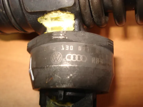 VW Touareg Audi 5.0 TDI Injector 07Z130073H image 10