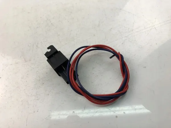Relais Toyota Avensis T25 OEM 8961AHD1 - Occasion image 4