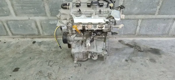 Nissan Note E12 Micra K13 1.2 Essence Moteur Complet image 2