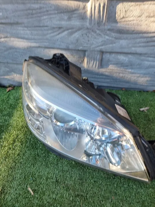 MERCEDES W204 C-KLASSE VOORLICHTEN A2048208461 A2048208361 image 3