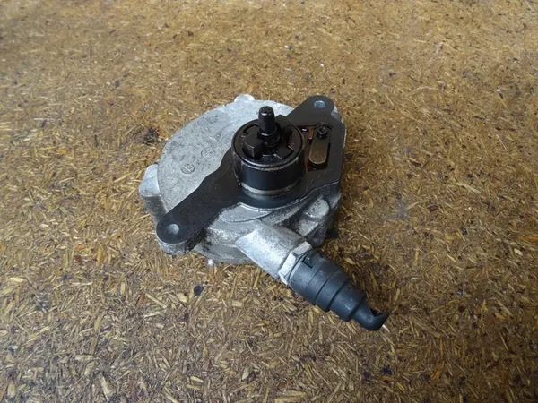 Imupumppu MERCEDES W203 W204 1.8 KOMPRESSOR A2712301465 image 2