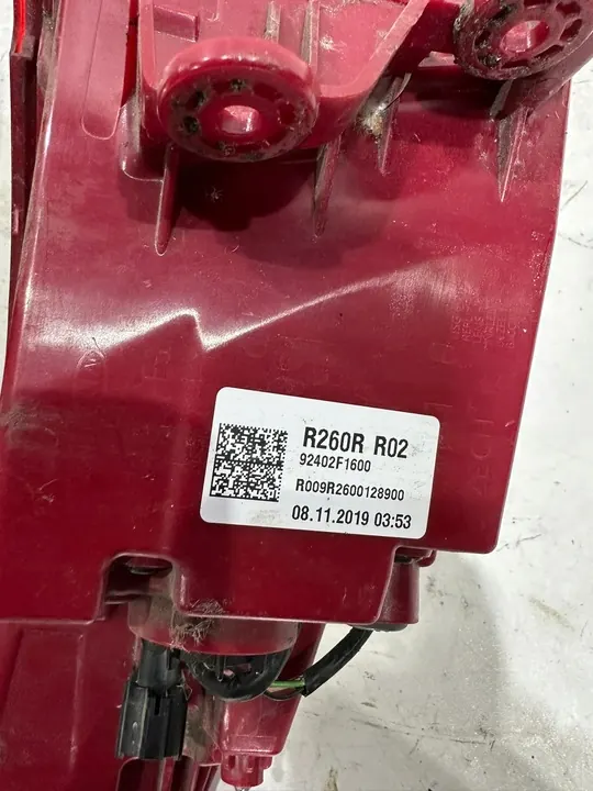 Lámpara trasera derecha Kia Sportage IV 4 GT-Line image 9