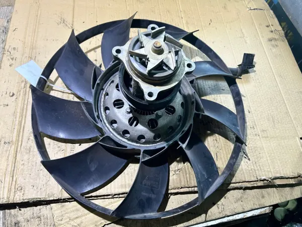 Ventilateur Pompe à Eau OEM 5H22-8600-HB pour Land Rover 3.6 TDV8 image 7