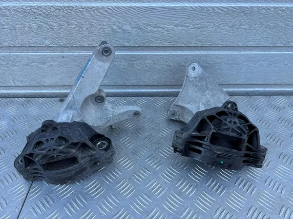 OPEL AMPERA Moottorin Kiinnike Vasen Oikea Sähkö 42542238 image 4