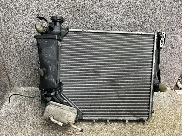 Conjunto de radiadores de agua y AC BMW X3 E83 OEM image 2