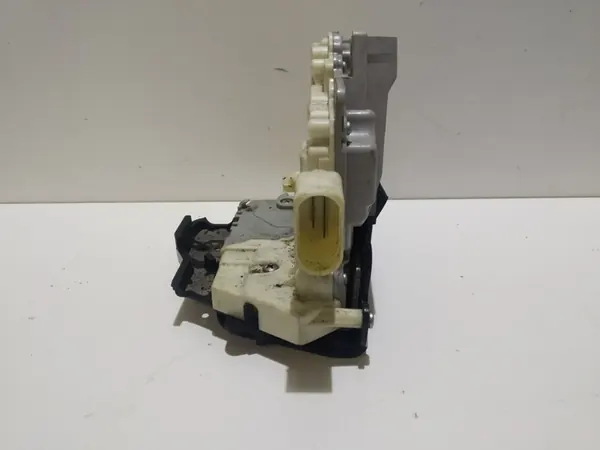 Rechte Vordertürschloss AUDI A3 SPORTBACK 4F2837016B image 3