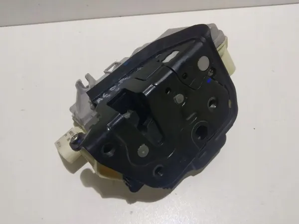 Rechte Vordertürschloss AUDI A3 SPORTBACK 4F2837016B image 4