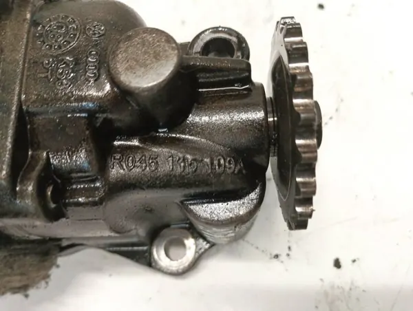 Bomba de óleo OEM 045115109a para Volkswagen Polo 1.4L image 4