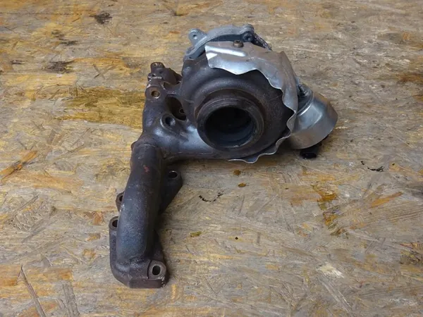 Turbokompressor AUDI A4 B8 A5 8T 2.0 TDI 04L253056C image 4