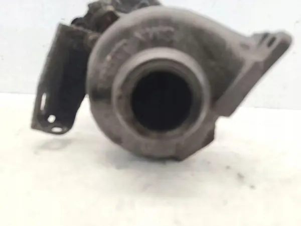 Turbo usado OEM 4U3Q6K682AJ para Citroën C6 image 5