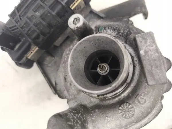 Turbo usado OEM 4U3Q6K682AJ para Citroën C6 image 9