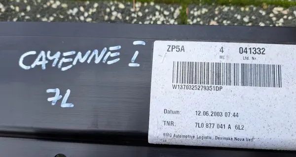 Teto solar Porsche Cayenne I OEM 7L0877041A - Usado image 10