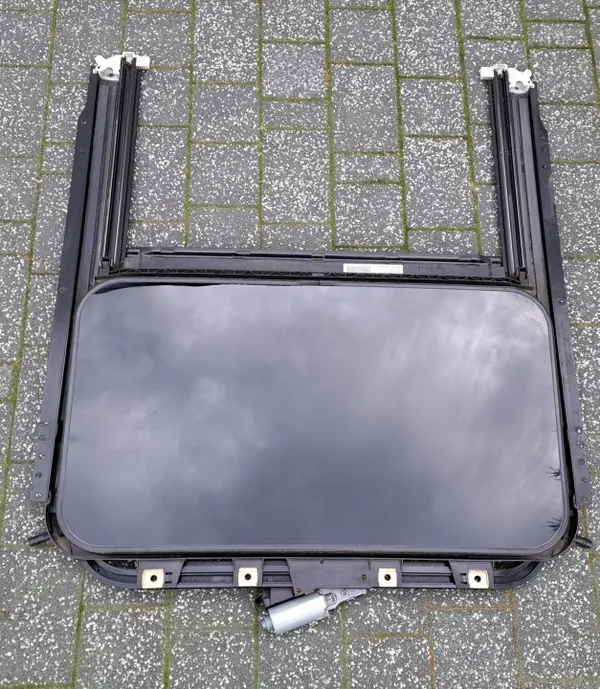 Teto solar Porsche Cayenne I OEM 7L0877041A - Usado image 3