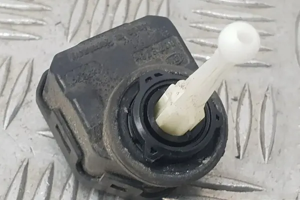 Niveauregulierungsmotor VW PASSAT B5 3B0941295A image 3