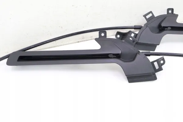 Volvo V90 II bagageutrymmesrullmekanism OEM 31675973 image 3