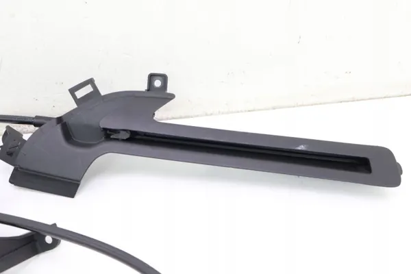 Volvo V90 II bagageutrymmesrullmekanism OEM 31675973 image 4