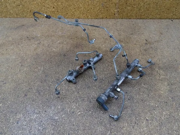 Ensemble de rampe de carburant AUDI A4 B8 8K A5 8T A6 C6 2.7 TDI image 8