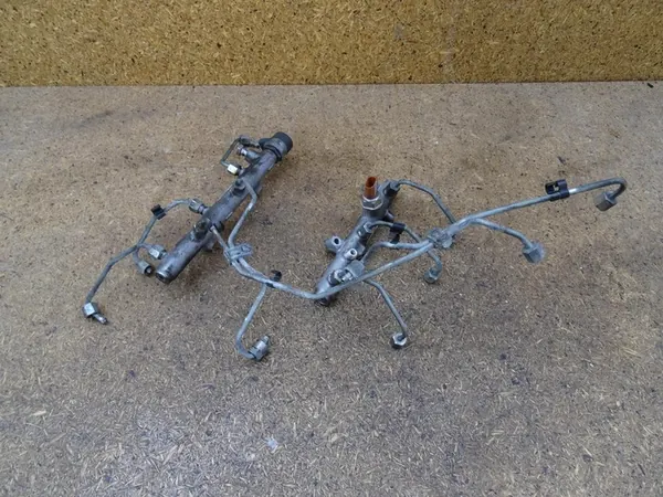 Ensemble de rampe de carburant AUDI A4 B8 8K A5 8T A6 C6 2.7 TDI image 9