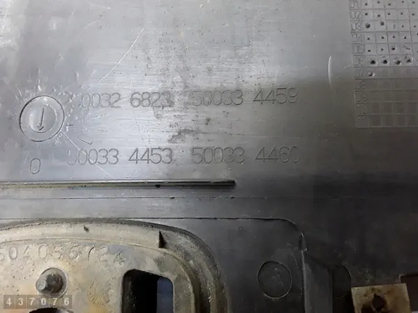 Iveco Daily Formowanie OEM 500334457 500327116 image 4