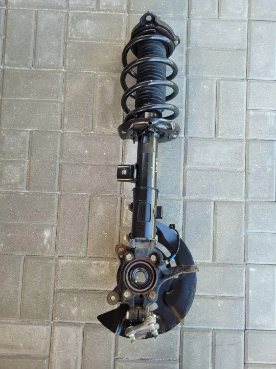 Oikea McPherson-jousitus OEM LUOA1856935 Hyundai Tucson image 4