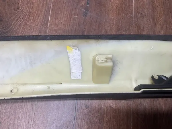 OEM CK52018C20AA Cubrepilar delantero derecho Land Rover image 9