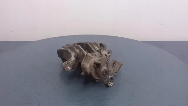 AUDI A3 8L 1.9 TDI Takajarrusatula Oikea ABE CZH1225 image 2