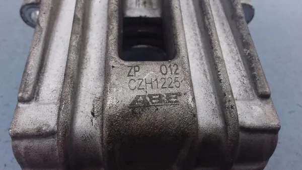 AUDI A3 8L 1.9 TDI Takajarrusatula Oikea ABE CZH1225 image 5