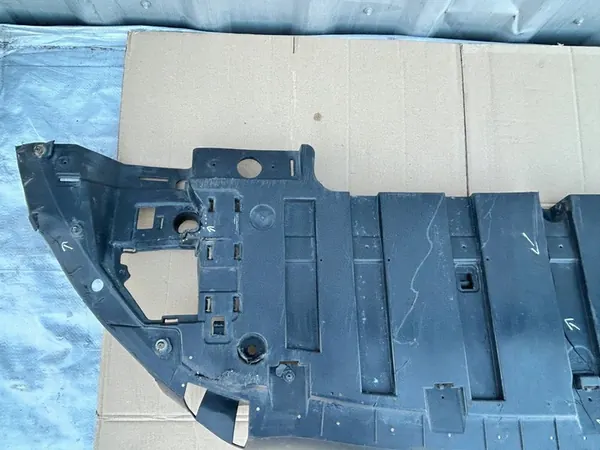 Bumper Onderplaat Renault Scenic 4 IV 622353354R image 2