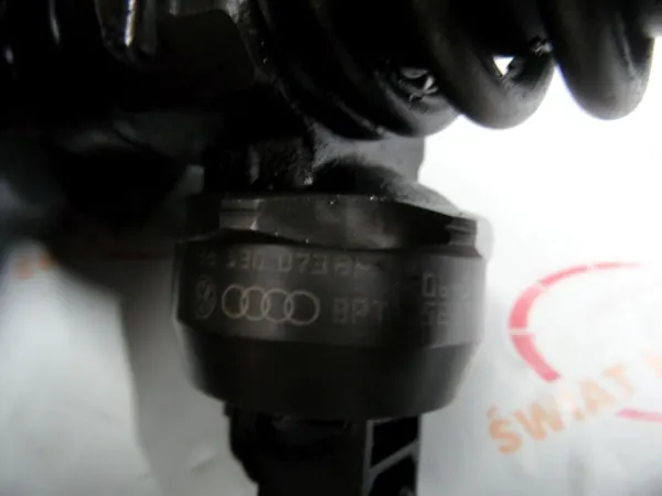 OEM 038130073BP Pumppusuutin 1.4/1.9 TDI:lle image 6