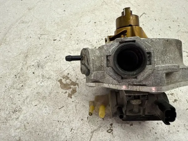 Bomba de vacío usada OEM DS7Z2A451B para Ford Fusion II image 6