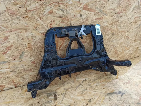 Traverse Mercedes CLA W118 OEM A1776207101 - Luge image 3