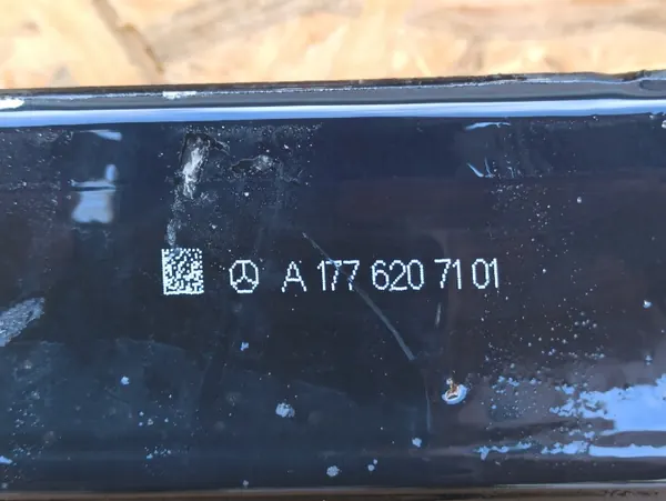 Traverse Mercedes CLA W118 OEM A1776207101 - Luge image 9
