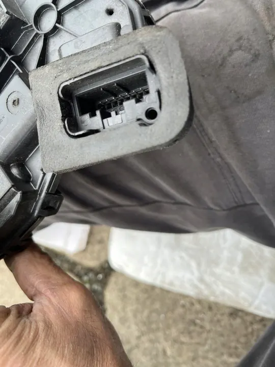 Fram Vänster Dörrlås VW Crafter MAN TGE 18-24 image 4