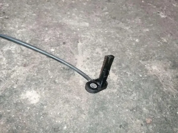 ABS-sensor OEM 42450319 - Bakbroms Begagnad image 4