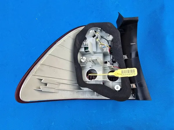 Luz LED trasera derecha BMW 3 E91 LCI OEM 7289432 image 3