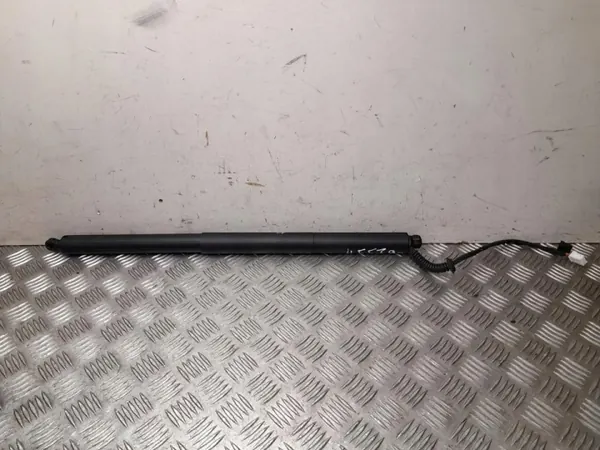 Tesla Model Y Gasfjäder OEM 1932025-99-D Begagnad image 2