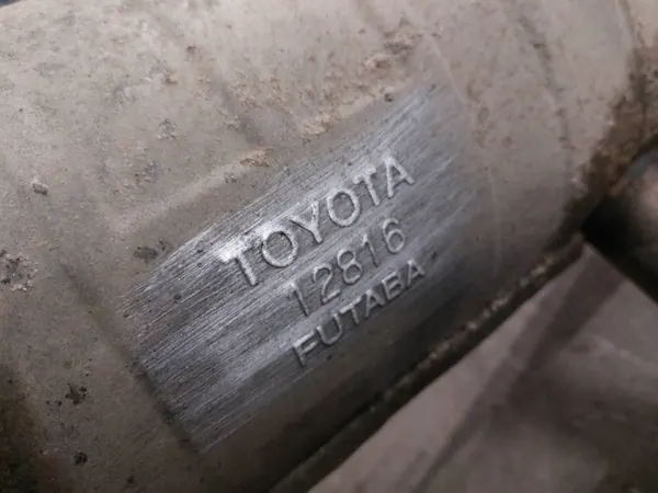 Silencieux d'échappement Complet Catalyseur Toyota RAV4 II image 9