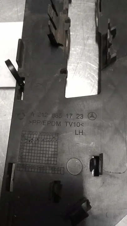 Grille LED Chromée Gauche pour Mercedes W212 2009-2013 image 3