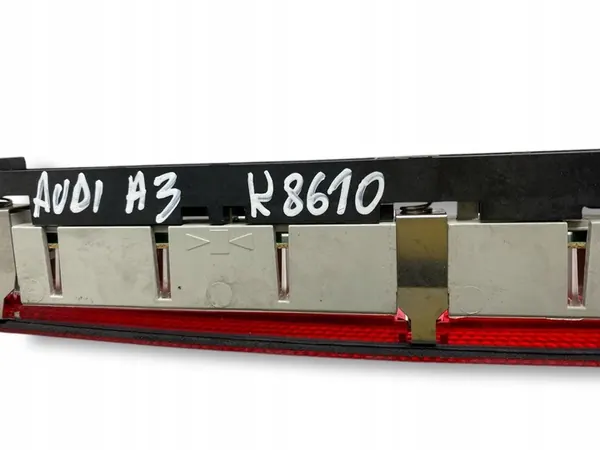 Audi A3 S3 8P Luz de Freno Tercera Hatchback 8P0945097 image 6